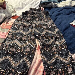 Pink Republic Multicolor Floral Pants